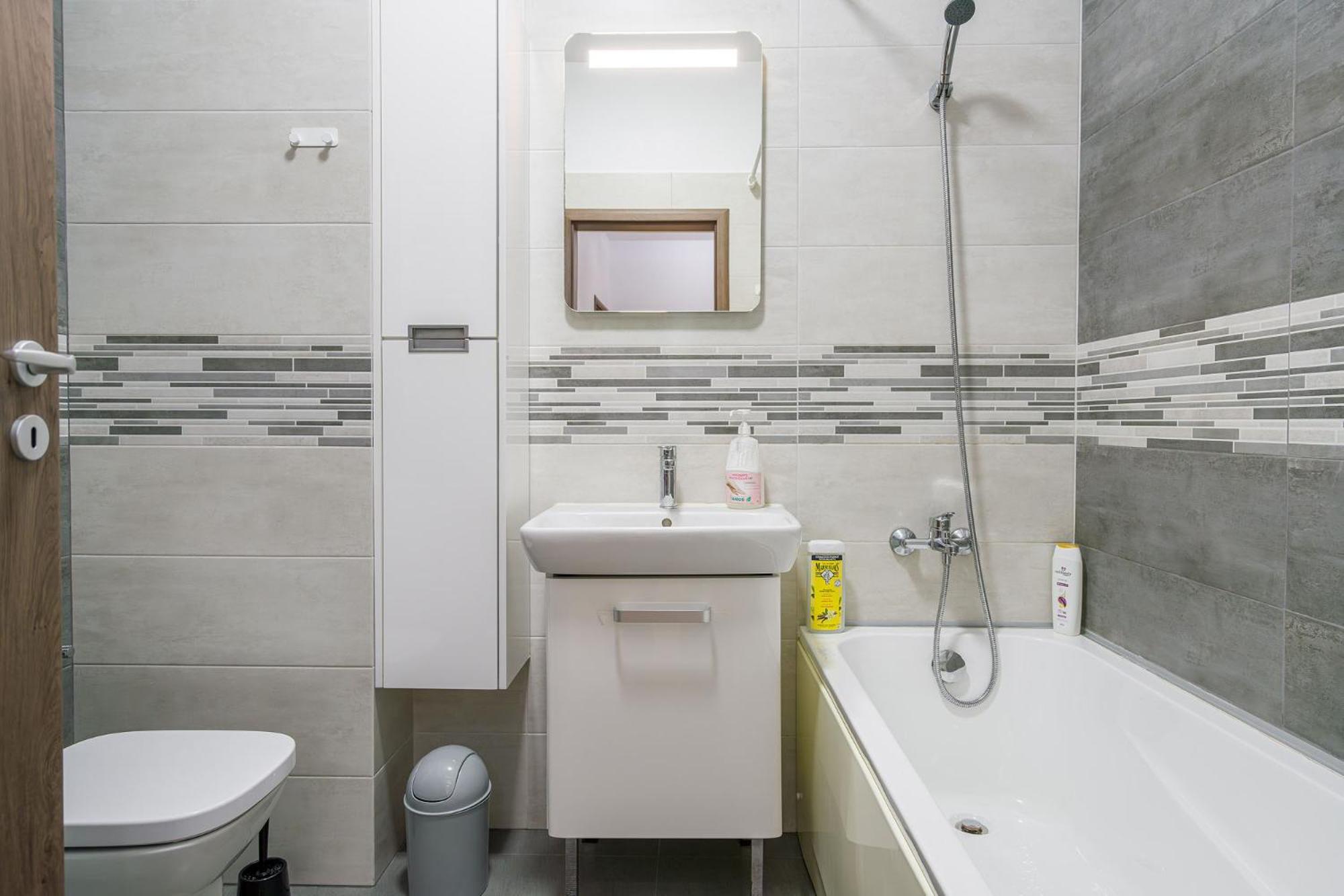 Politehnica Deluxe Apartment Bucureşti Exterior foto